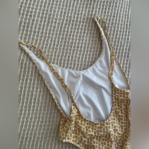 Out From Under daisy one piece - Picture 7 of 10